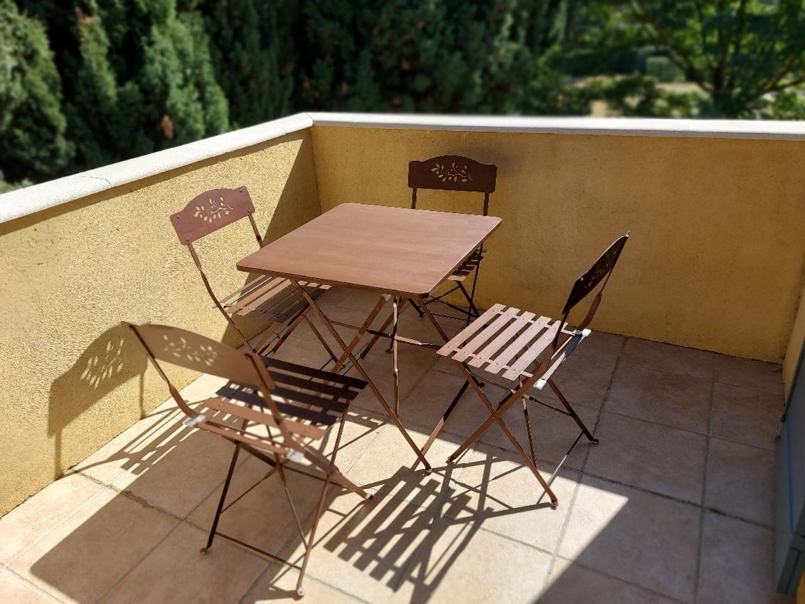 Apartment En Provence, Chez Stephanie Et Marcel Saint-Remy-de-Provence